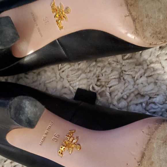Prada Pumps (authentic) - Picture 6 of 13
